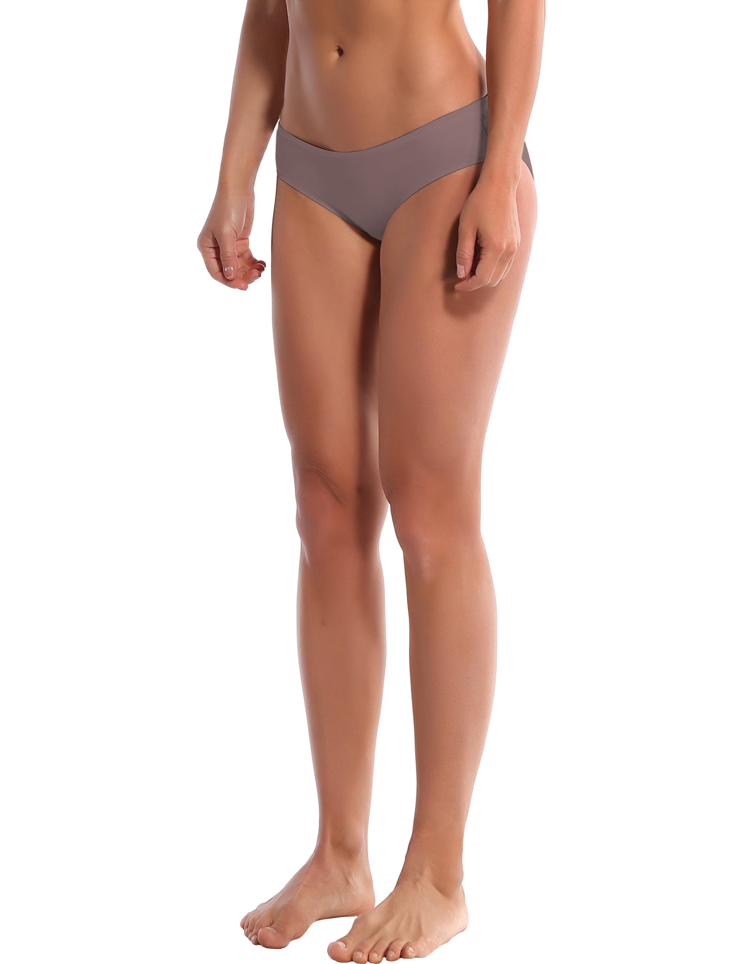 Invisibles Sport Bikini Panties brown Sleek, soft, smooth and totally comfortable: our newest bikini style is here. High elasticity High density Softest-ever fabric Laser cutting Unsealed Comfortable No panty lines Machine wash 95% Nylon, 5% Spandex