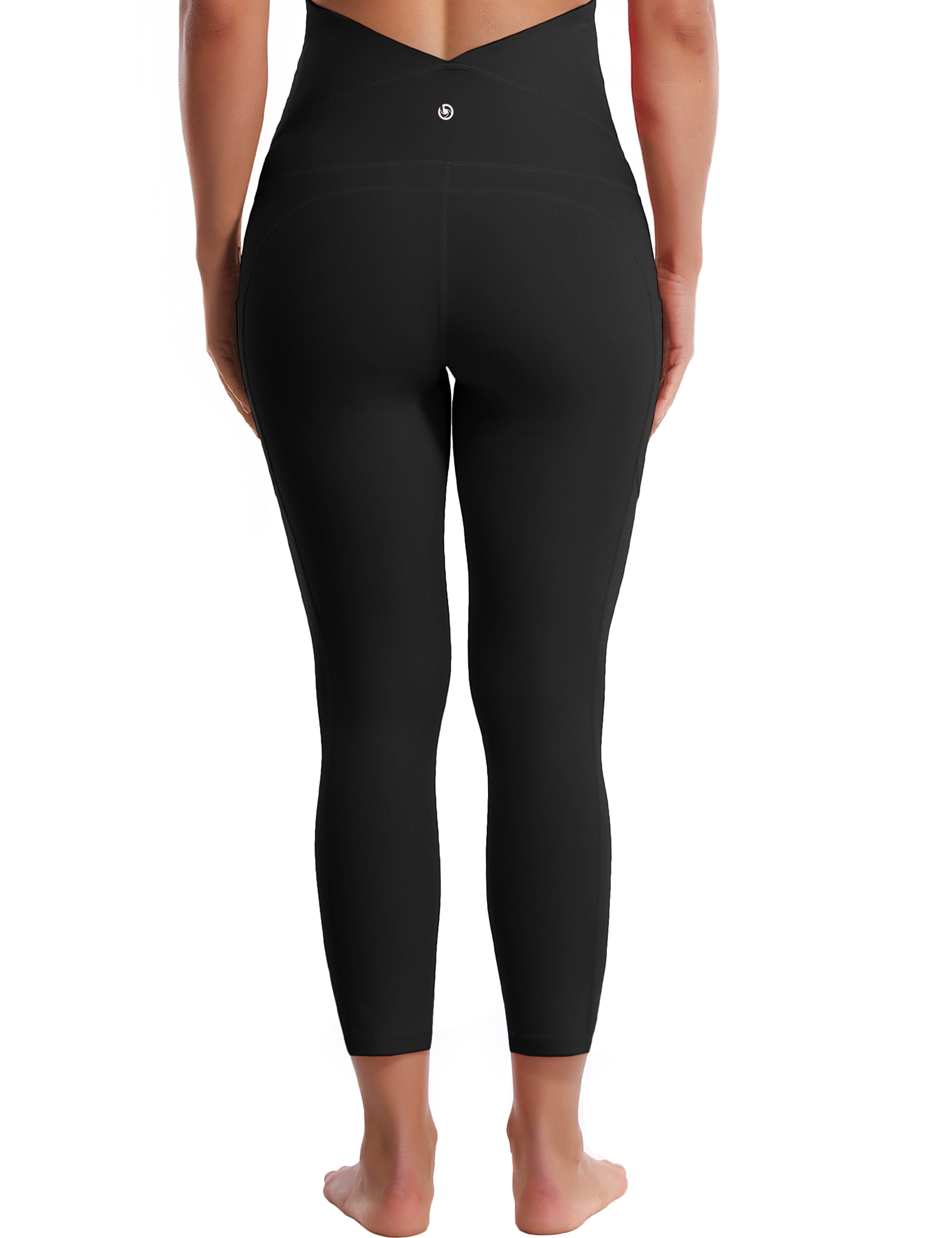 22" Side Pockets Maternity Yoga Pants black 87%Nylon/13%Spandex Softest-ever fabric High elasticity 4-way stretch Fabric doesn't attract lint easily No see-through Moisture-wicking Machine wash