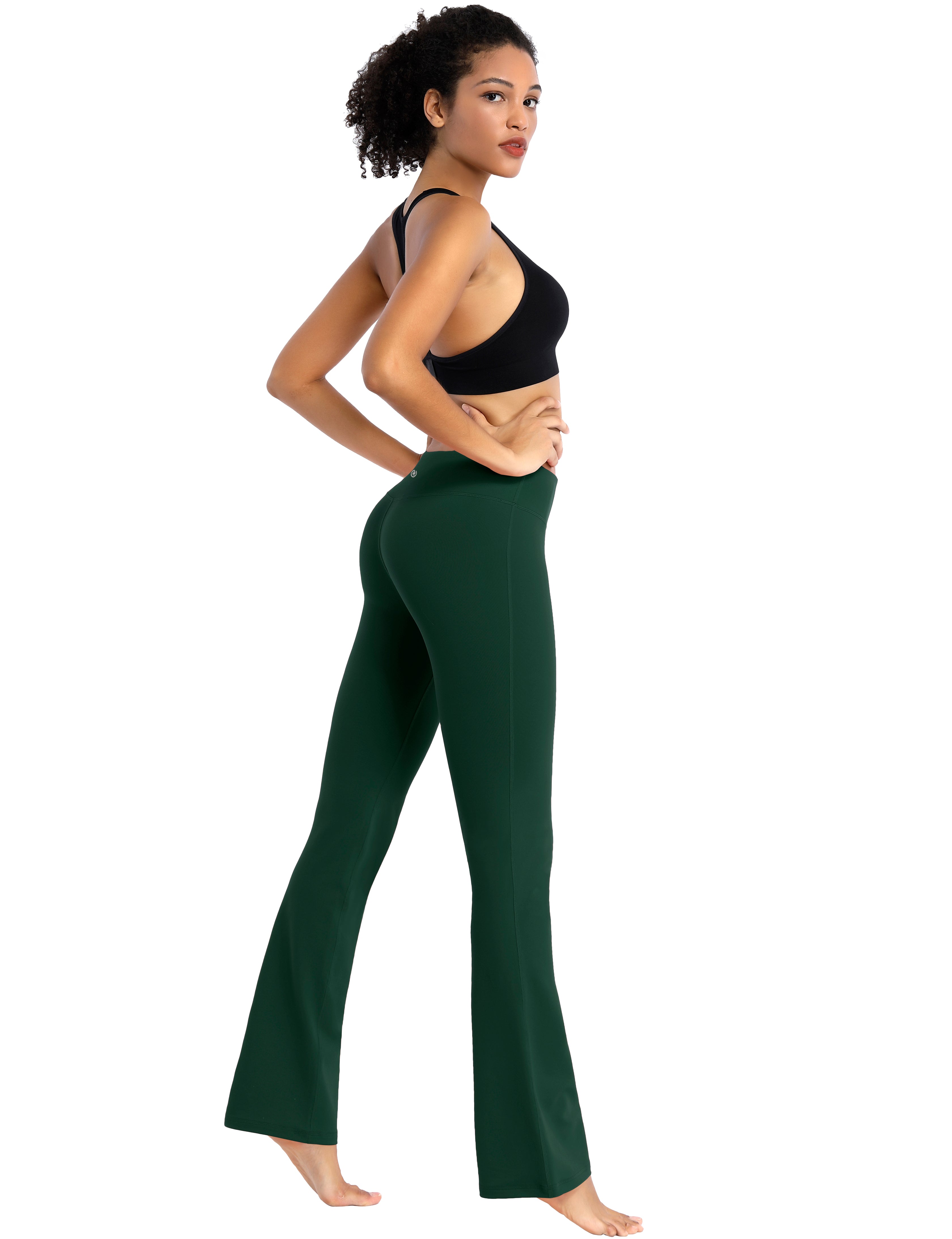 Cotton Nylon Bootcut Leggings olivegreen 87%Nylon/13%Spandex (Super soft, cotton feel , 280gsm) Fabric doesn't attract lint easily 4-way stretch No see-through Moisture-wicking Inner pocket Four lengths