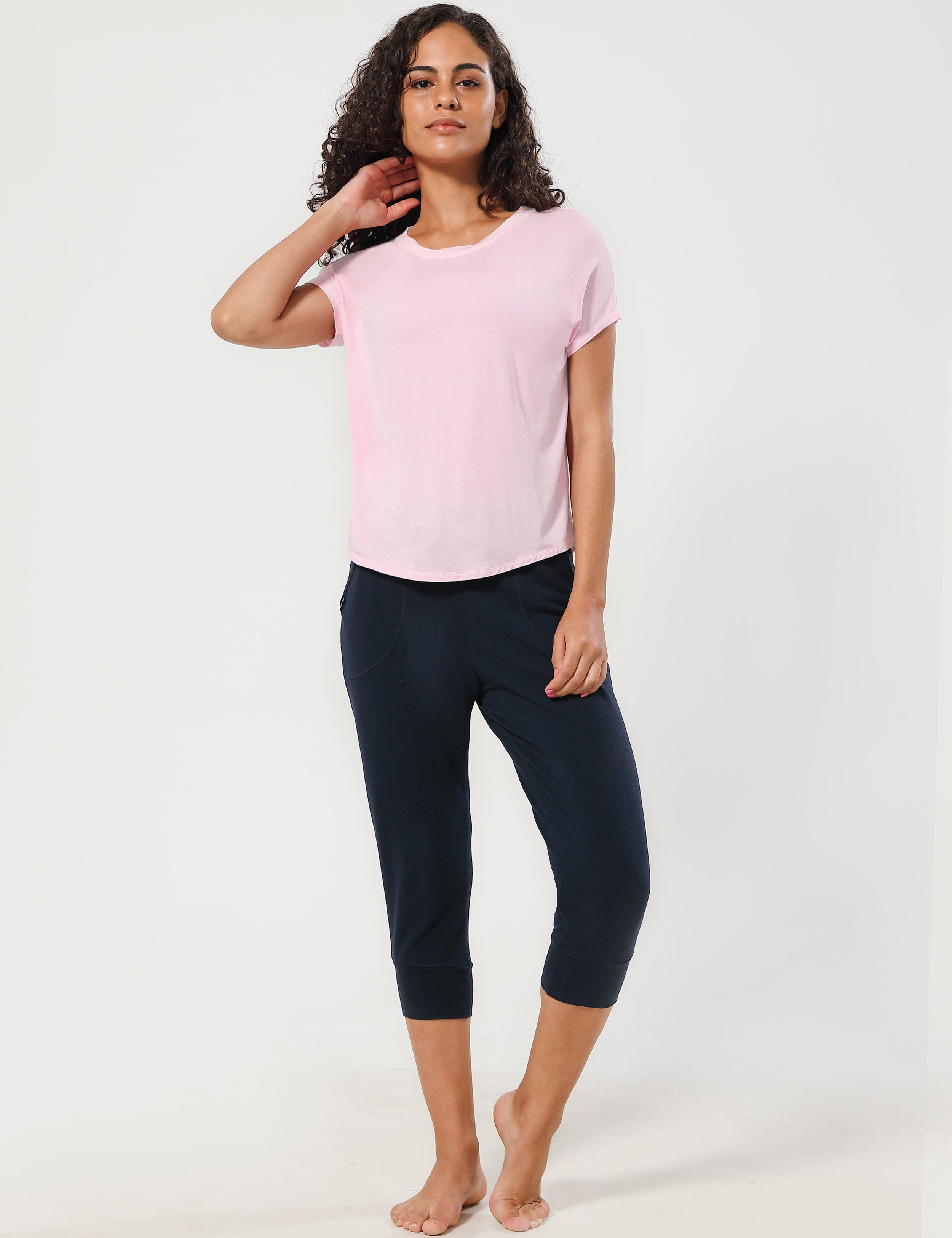 Hip Length Short Sleeve Shirt lightpink 93%Modal/7%Spandex Designed for Running Classic Fit, Hip Length An easy fit that floats away from your body Sits below the waistband for moderate, everyday coverage Lightweight, elastic, strong fabric for moisture absorption and perspiration, sports and fitness clothing.