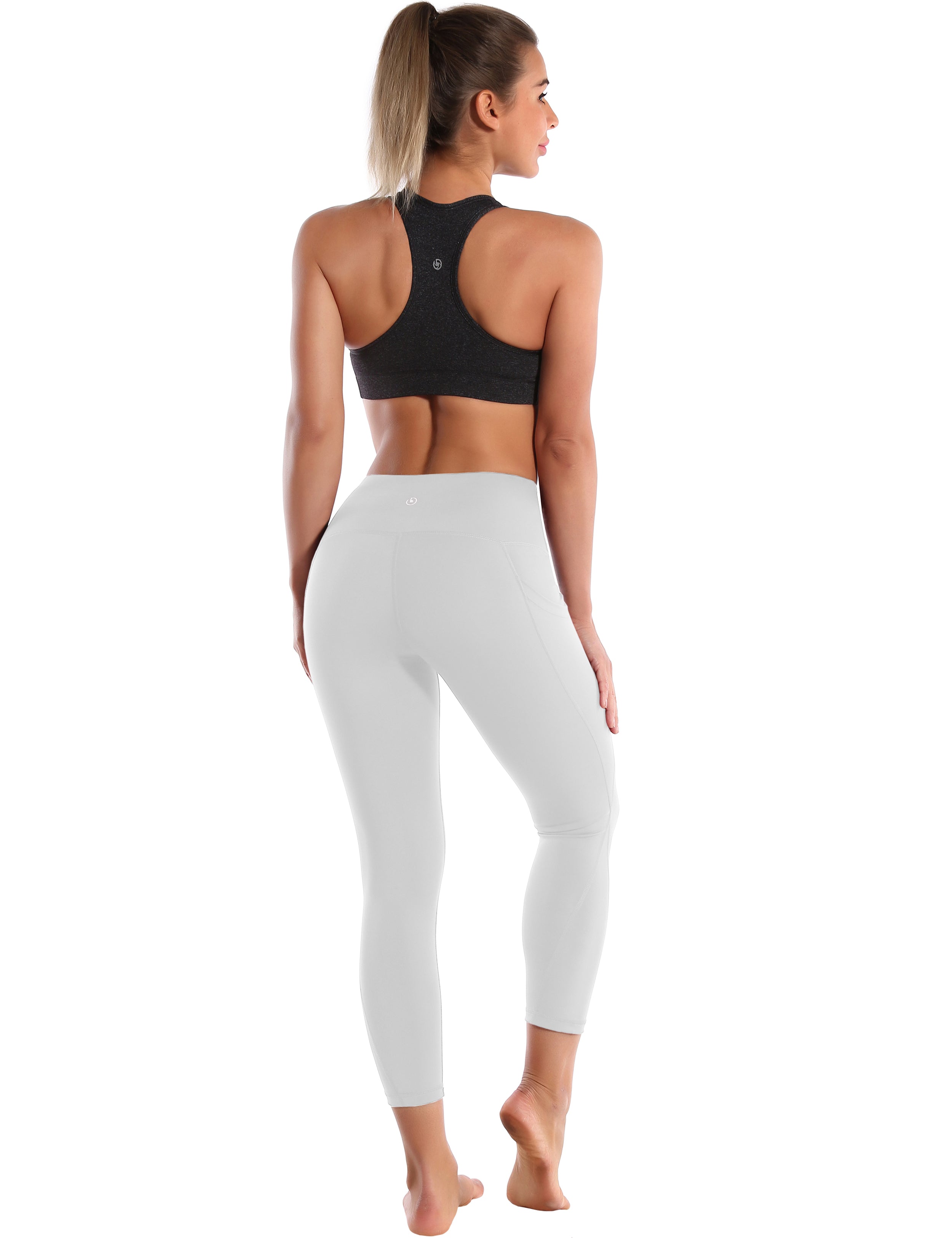 22" High Waist Side Pockets Capris lightgray 75%Nylon/25%Spandex Fabric doesn't attract lint easily 4-way stretch No see-through Moisture-wicking Tummy control Inner pocket