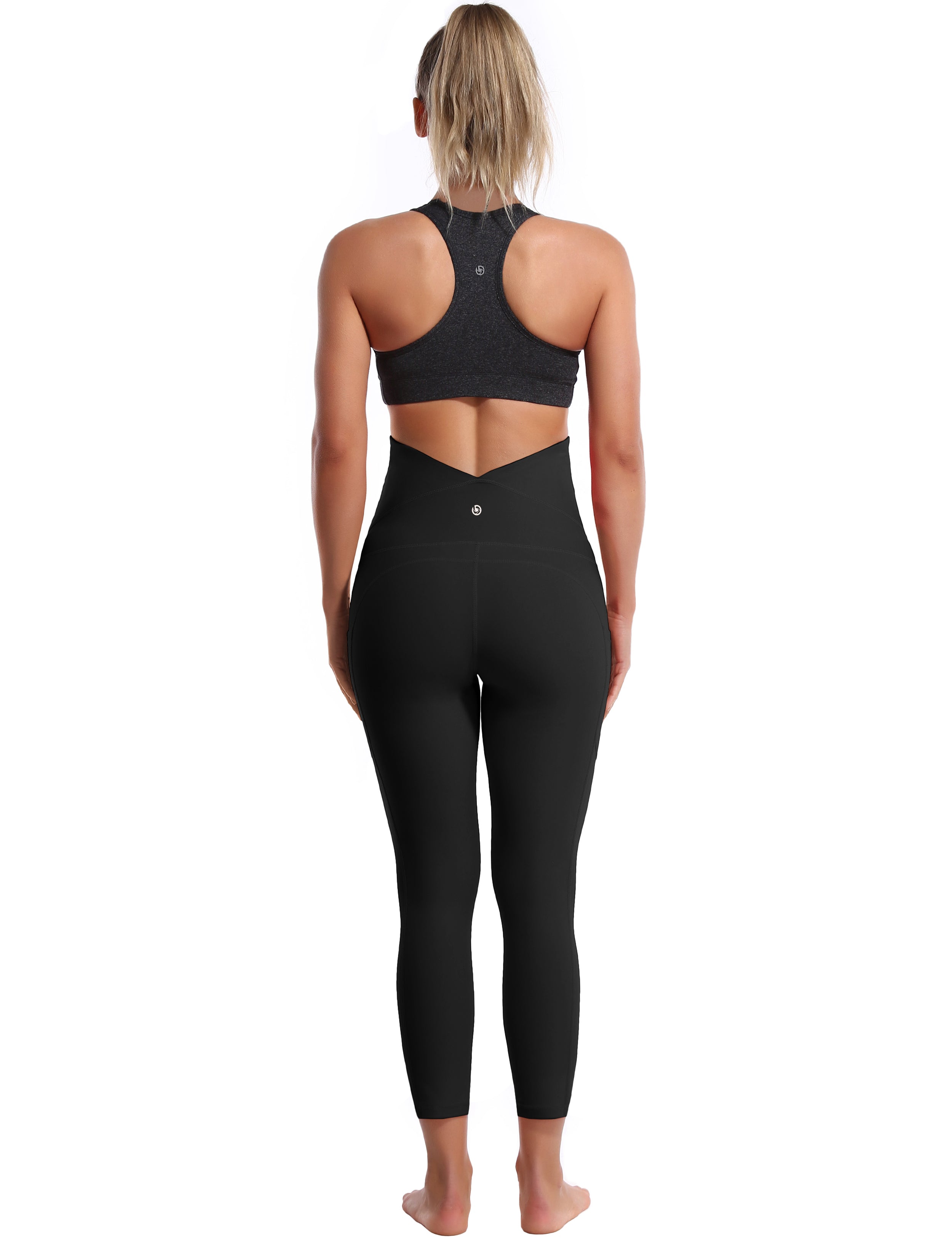 22" Side Pockets Maternity Yoga Pants black 87%Nylon/13%Spandex Softest-ever fabric High elasticity 4-way stretch Fabric doesn't attract lint easily No see-through Moisture-wicking Machine wash