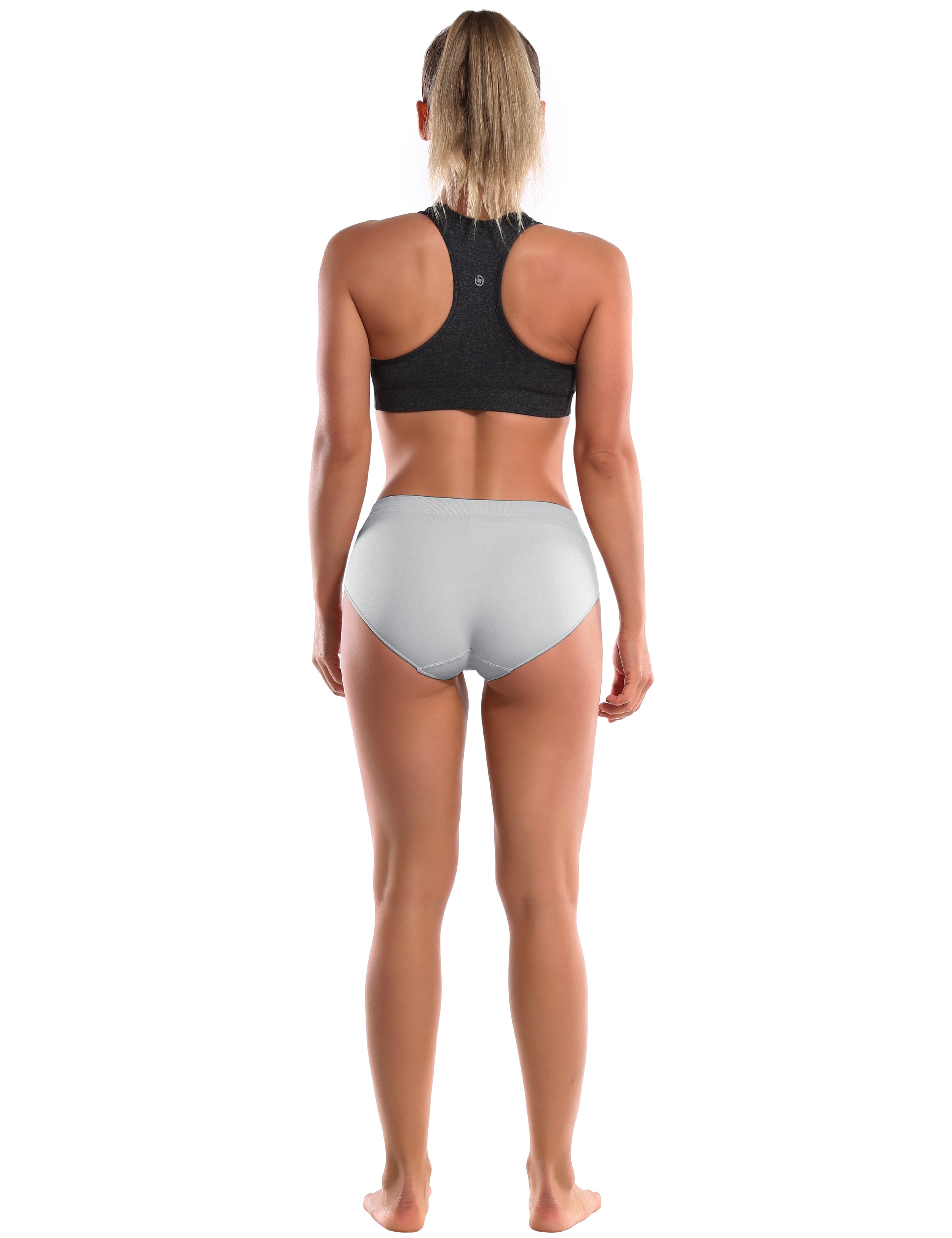 Seamless Sport Bikini Panties gray Sleek, smooth and streamlined: designed in our extra-soft knit material, this seamless thong embraces everyday comfort. Here with an allover heathered effect. Weave threads one by one High elasticity Softest-ever fabric Unsealed Comfortable No back coverage Machine wash.