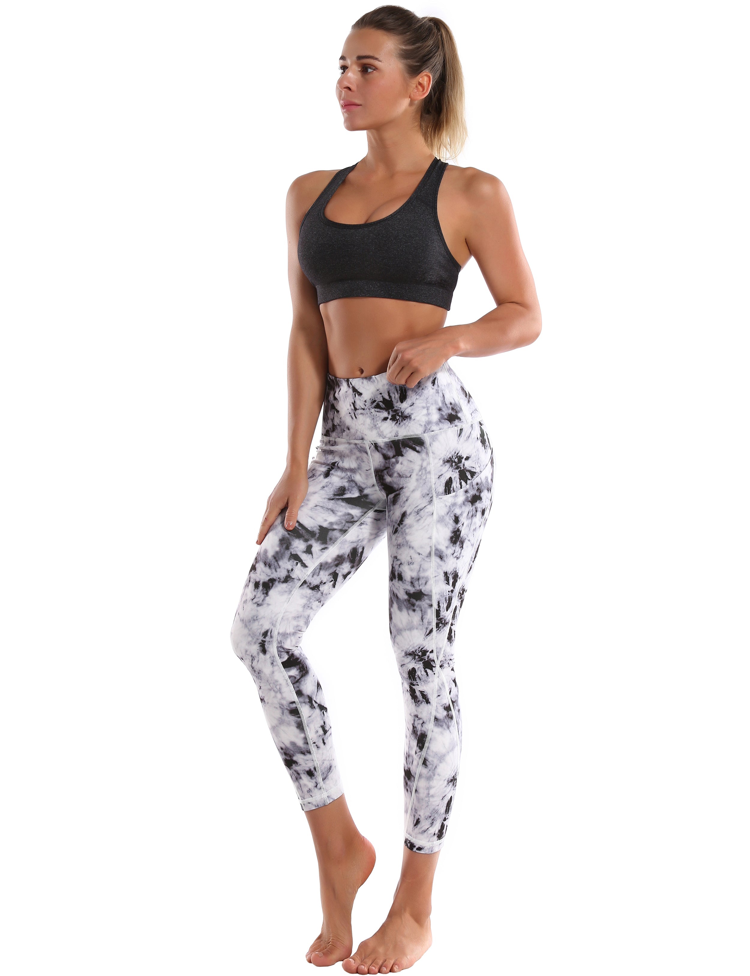 22" Printed Side Pockets Capris black dandelion_Pilates