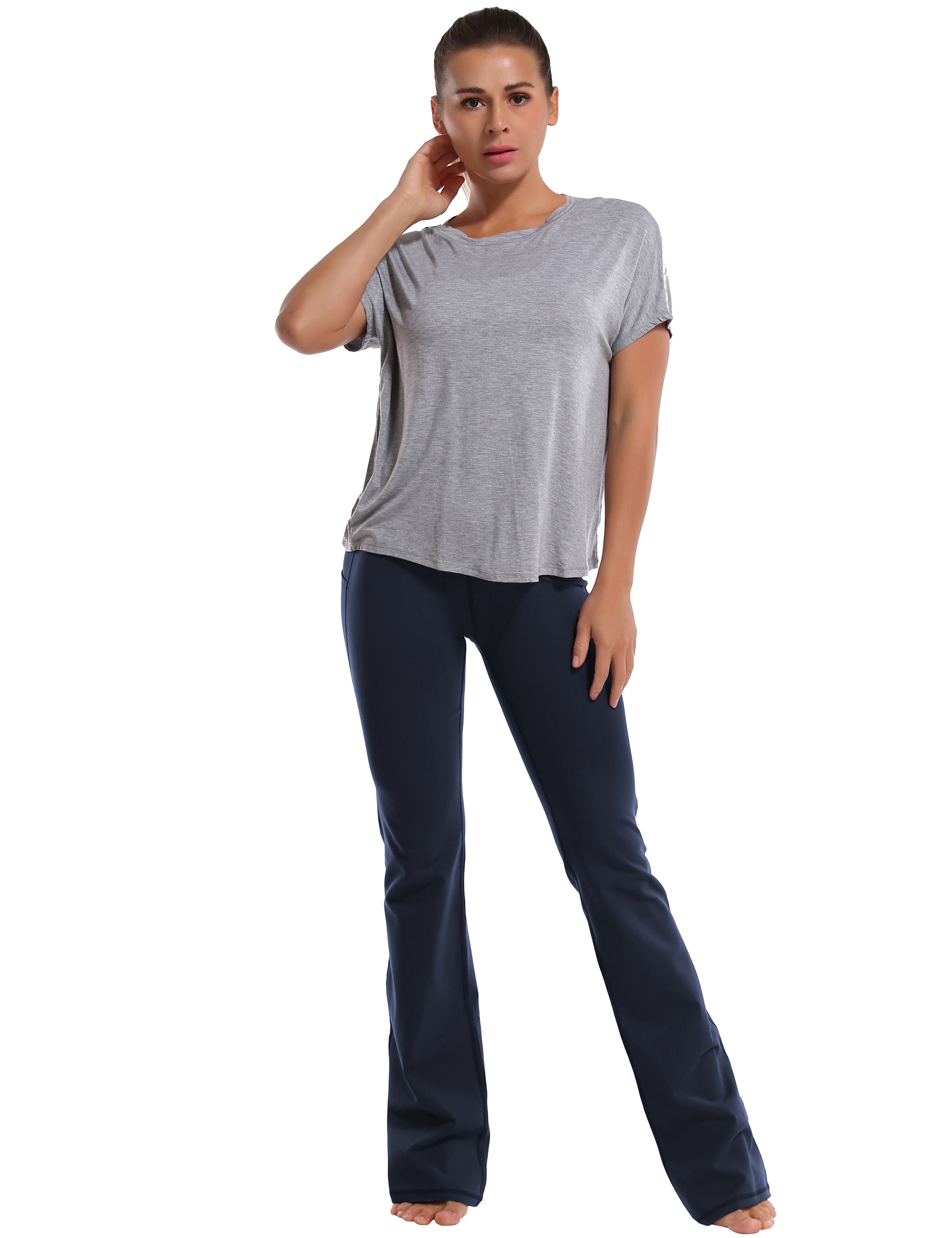 139 Side Pockets Bootcut Leggings darknavy 87%Nylon/13%Spandex Fabric doesn't attract lint easily 4-way stretch No see-through Moisture-wicking Tummy control Inner pocket Four lengths